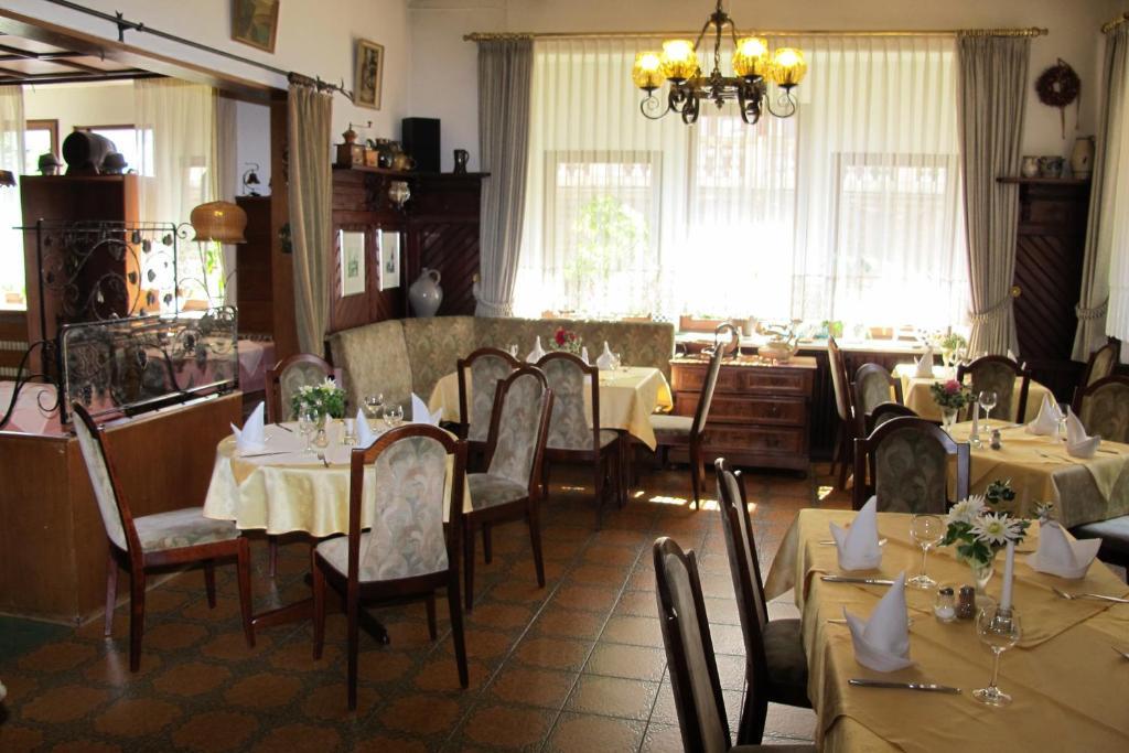 Hotel Garni Hauth Бернкастель-Кюс Екстер'єр фото